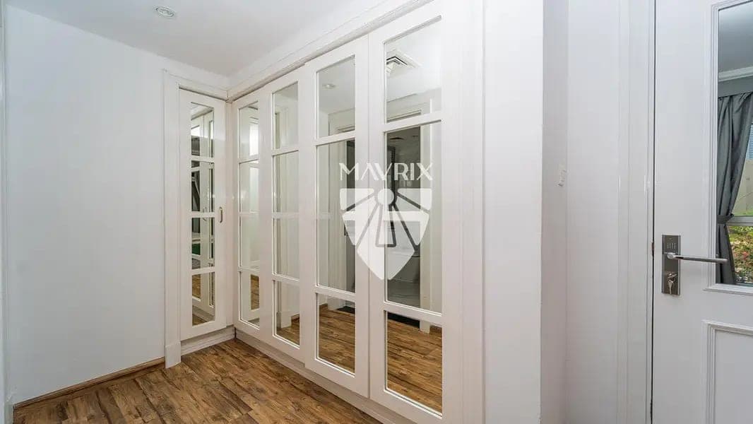 Upgraded | Community View | Furnished | Old Town